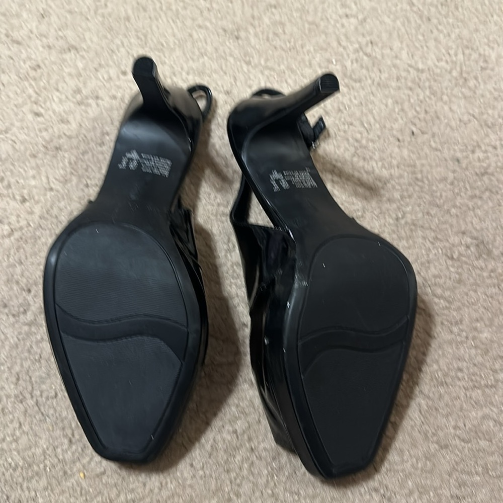 Sexy slingbacks - Picture 3 of 3
